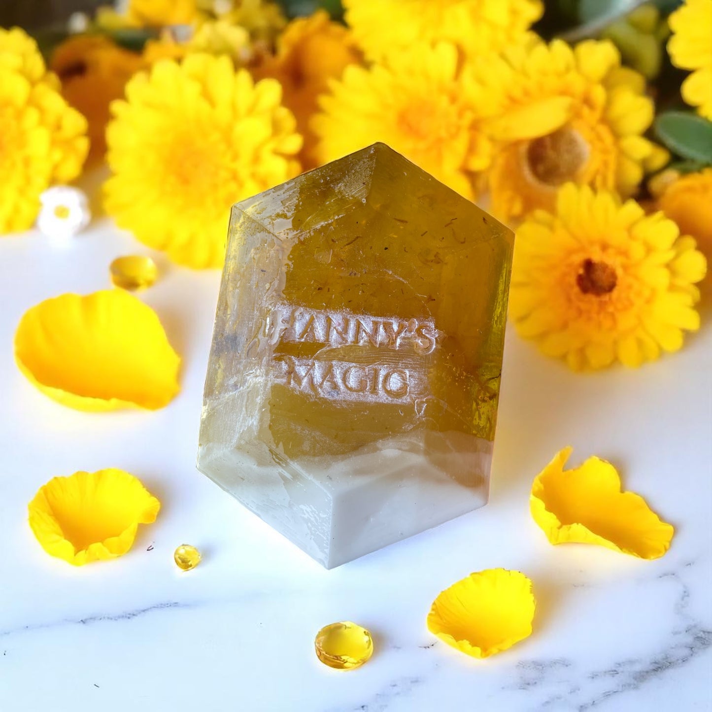 Golden Calm Bar – Chamomile & Calendula Soap for Sensitive Skin