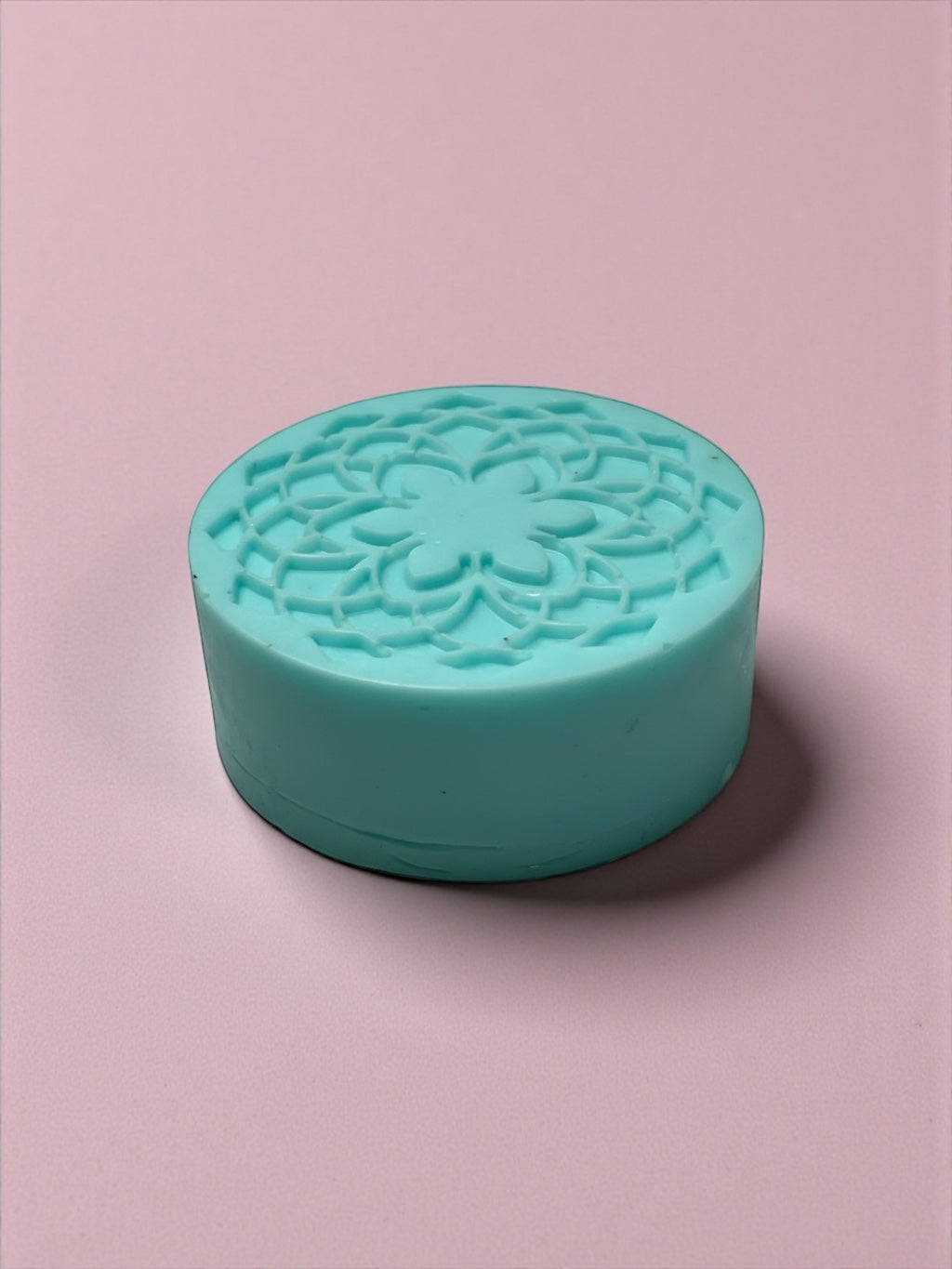 Blue Serenity Bar – Calming Soap with White Clay, Honey & Sweet Almond Oil