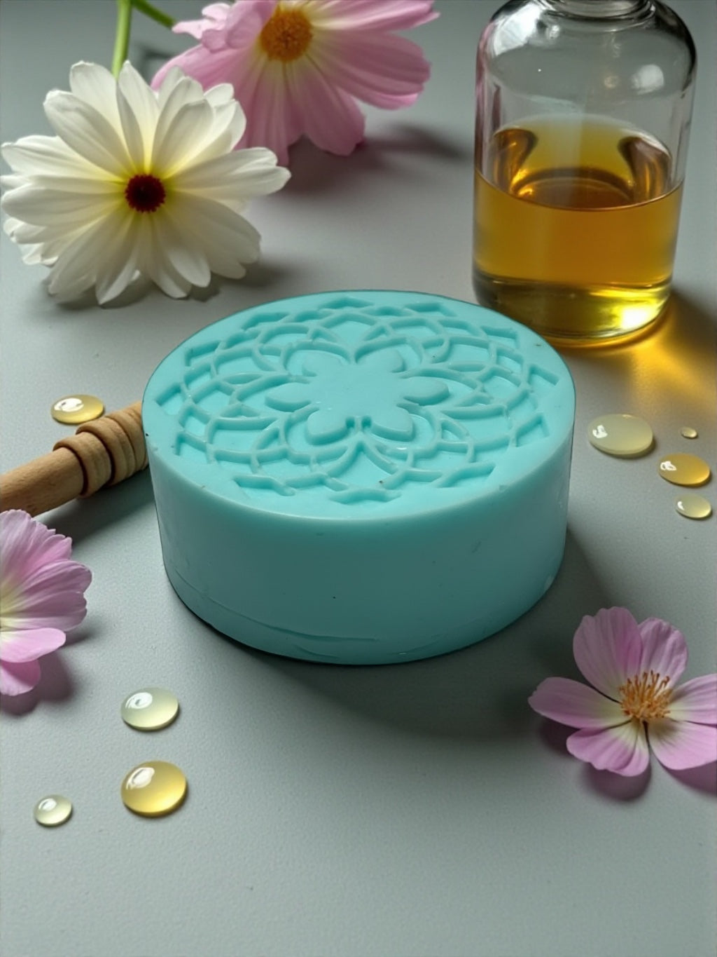 Blue Serenity Bar – Calming Soap with White Clay, Honey & Sweet Almond Oil