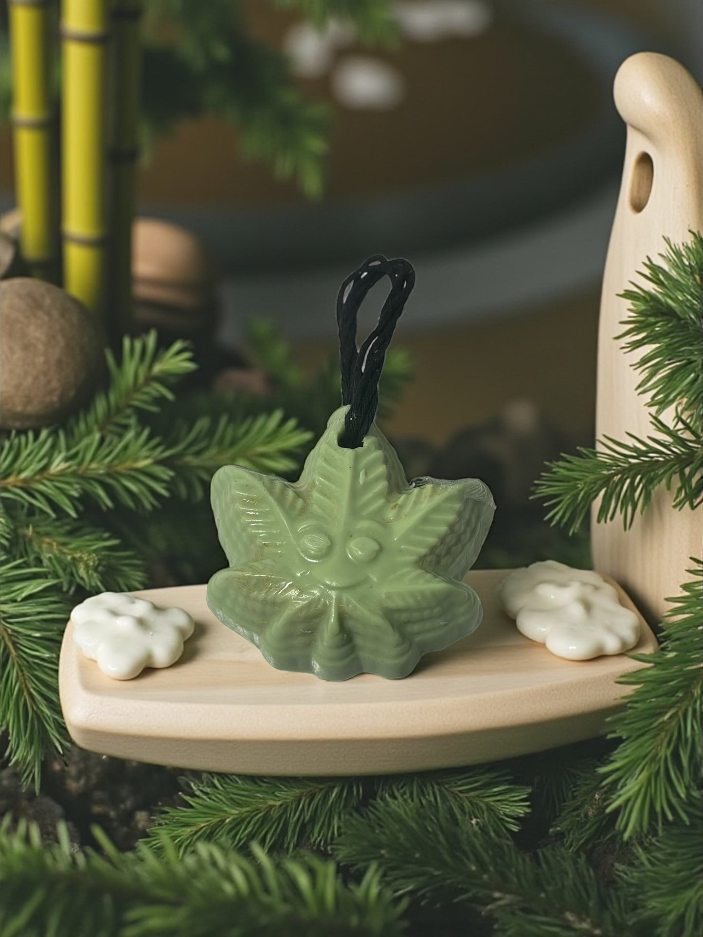 Handmade Green Leaf Soap | Neem & Aloe, Citrus Exfoliating Soap