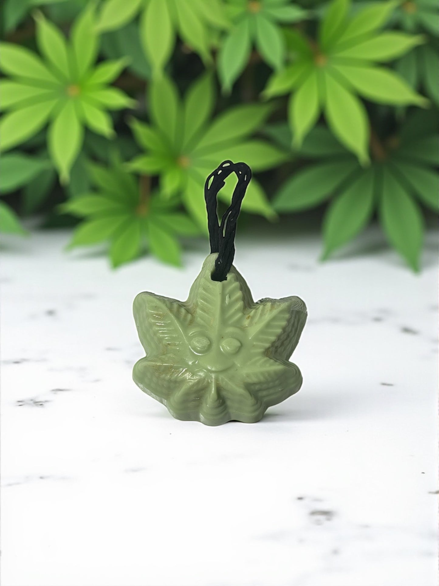 Handmade Green Leaf Soap | Neem & Aloe, Citrus Exfoliating Soap